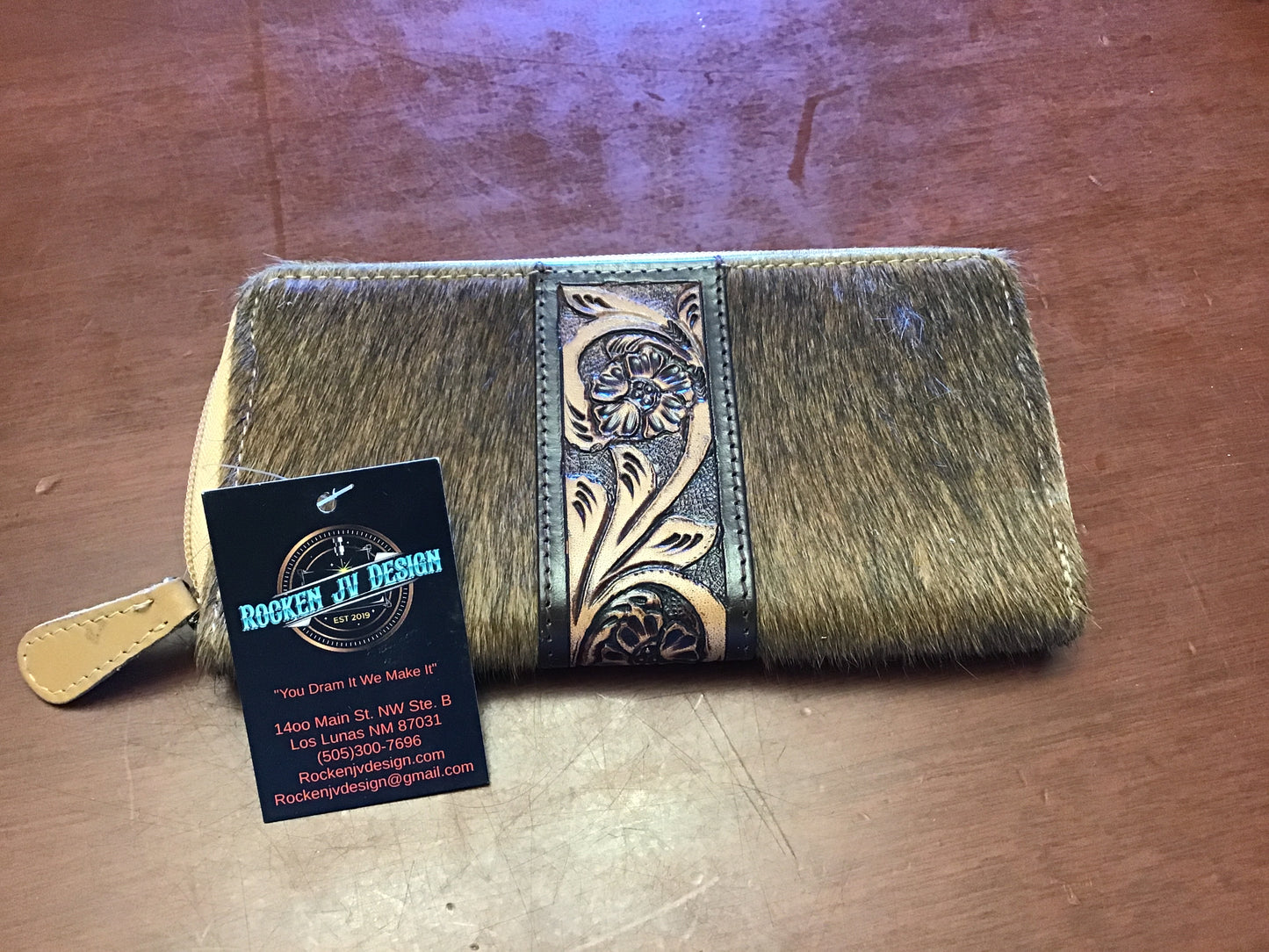 Cowhide Wallet/ Tooled Center